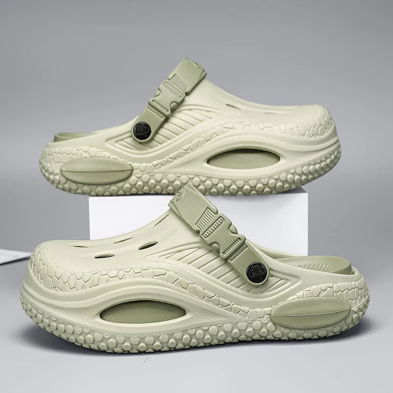 New Summer Men's Slippers EVA Hole Mens Mules Non-Slip Slippers Thick Soft Platform Slide Fashion Comfortable Men's Sandals Shoe
