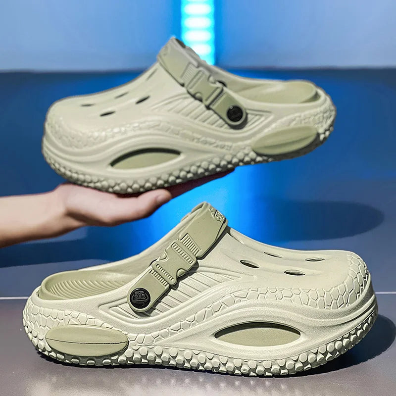New Summer Men's Slippers EVA Hole Mens Mules Non-Slip Slippers Thick Soft Platform Slide Fashion Comfortable Men's Sandals Shoe