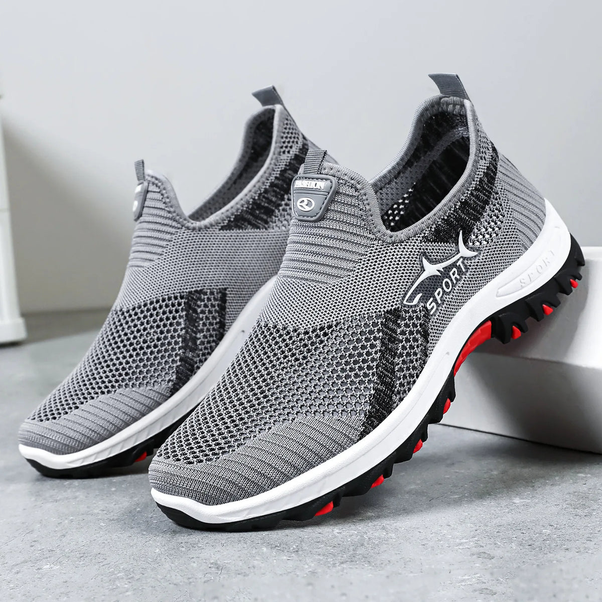 Men's Casual Shoes, Soft-Soled, Breathable Mesh Upper, Sports Shoes, Comfortable and Breathable Running Shoes