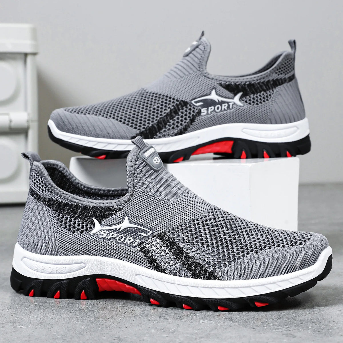 Men's Casual Shoes, Soft-Soled, Breathable Mesh Upper, Sports Shoes, Comfortable and Breathable Running Shoes